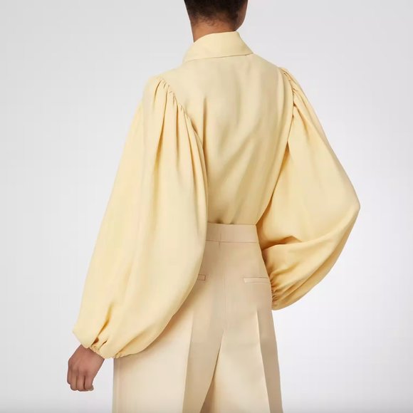 Gucci 2021 Cruise Yellow Crêpe de Chine Balloon Sleeve Blouse - Picture 2 of 16